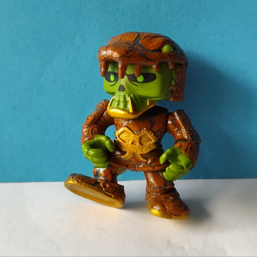4/$20💥Moose Toys Treasure X GOLD Figure 2.5" Tall Snake Head, green SKULL